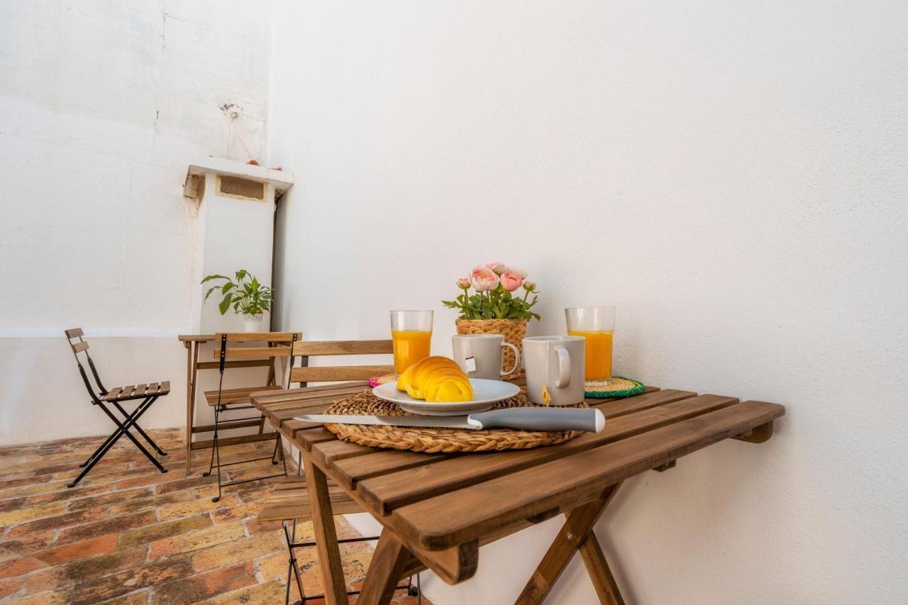 Female Hostel Фару Экстерьер фото